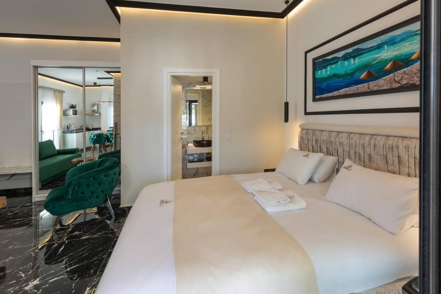 Lazar Lux - Ammoudara Aparthotel