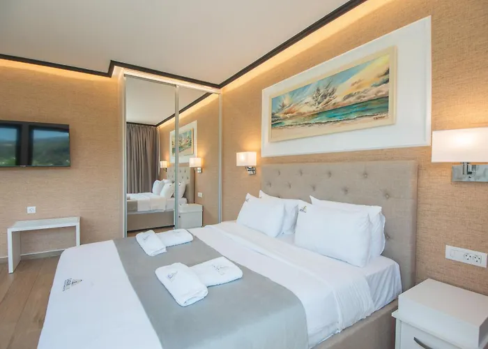 Lazar Lux Suites - Ammoudara